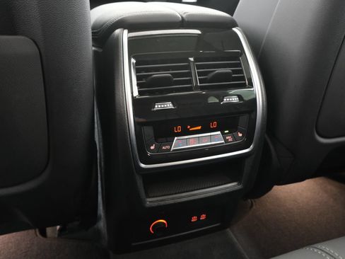 Used 2024 BMW X5 xDrive40i w/ Premium Package AWD/4WD image 36