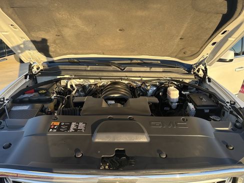 Used 2016 GMC Yukon XL Denali w/ Open Road Package image 40