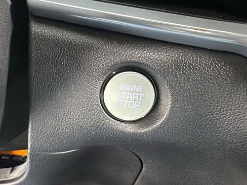 New 2025 Kia Sorento SX image 24