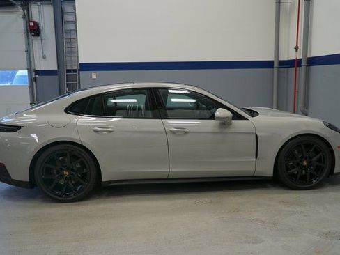 New 2026 Porsche Panamera 4 image 11