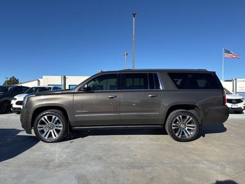 Used 2019 GMC Yukon XL Denali w/ Denali Ultimate Package image 5