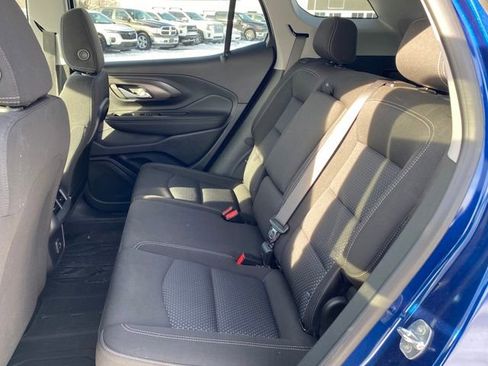 Certified 2023 GMC Terrain SLE w/ Driver Convenience Package image 17