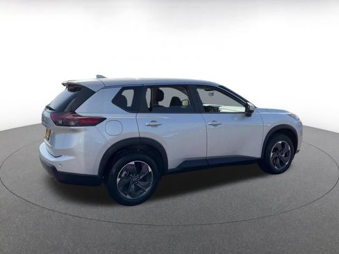 Used 2025 Nissan Rogue SV FWD image 15