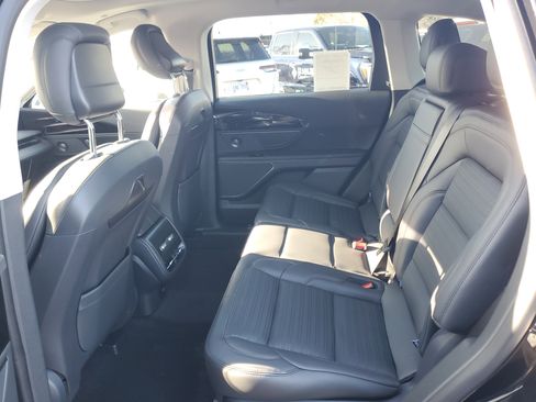 New 2026 Lincoln Nautilus Reserve w/ Jet Appearance Package image 27