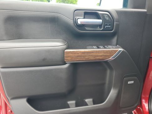 Used 2021 Chevrolet Silverado 1500 High Country image 21