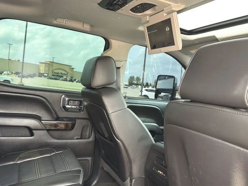 Used 2015 GMC Sierra 3500 Denali w/ Duramax Plus Package image 80