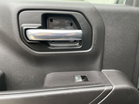 Used 2019 Chevrolet Silverado 1500 Custom w/ Custom Value Package image 25