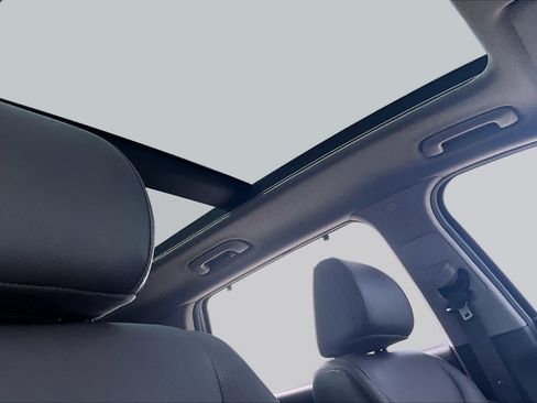 Used 2019 Hyundai Santa Fe FWD image 13