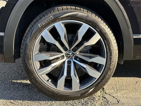 Used 2022 Volkswagen Atlas SEL Premium image 33