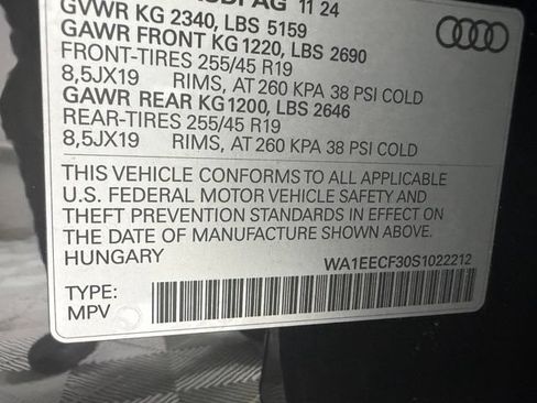 Certified 2025 Audi Q3 2.0T Premium Plus AWD/4WD image 26
