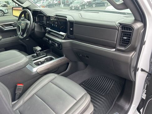 Used 2023 Chevrolet Silverado 1500 LTZ w/ LTZ Premium Package image 56