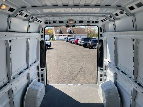 Used 2023 RAM ProMaster 2500 FWD image 24