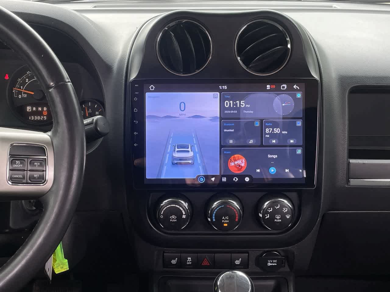 Used 2014 Jeep Patriot Latitude w/ Freedom Edition Package FWD image 13