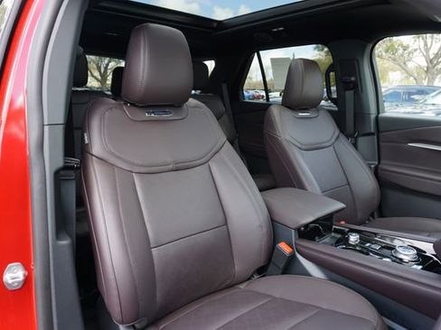 New 2026 Ford Explorer Platinum image 2