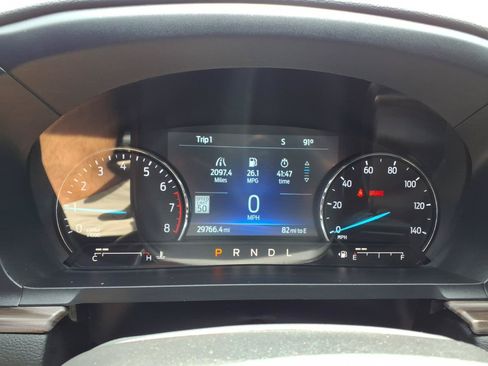 Used 2023 Ford Explorer Limited w/ Equipment Group 301A AWD/4WD image 20