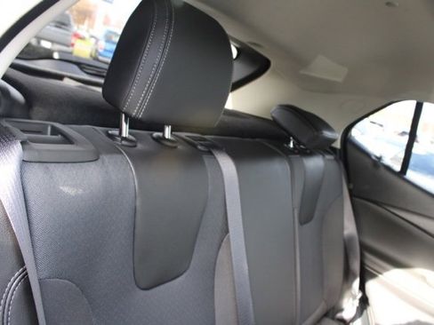 Used 2024 Buick Encore GX Preferred image 29