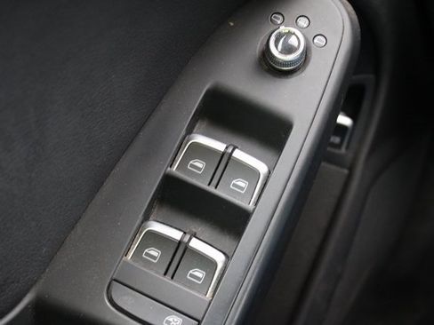 Used 2015 Audi A4 2.0T Premium image 27