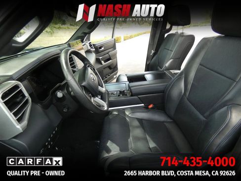 Used 2024 Toyota Tundra Platinum AWD/4WD image 40