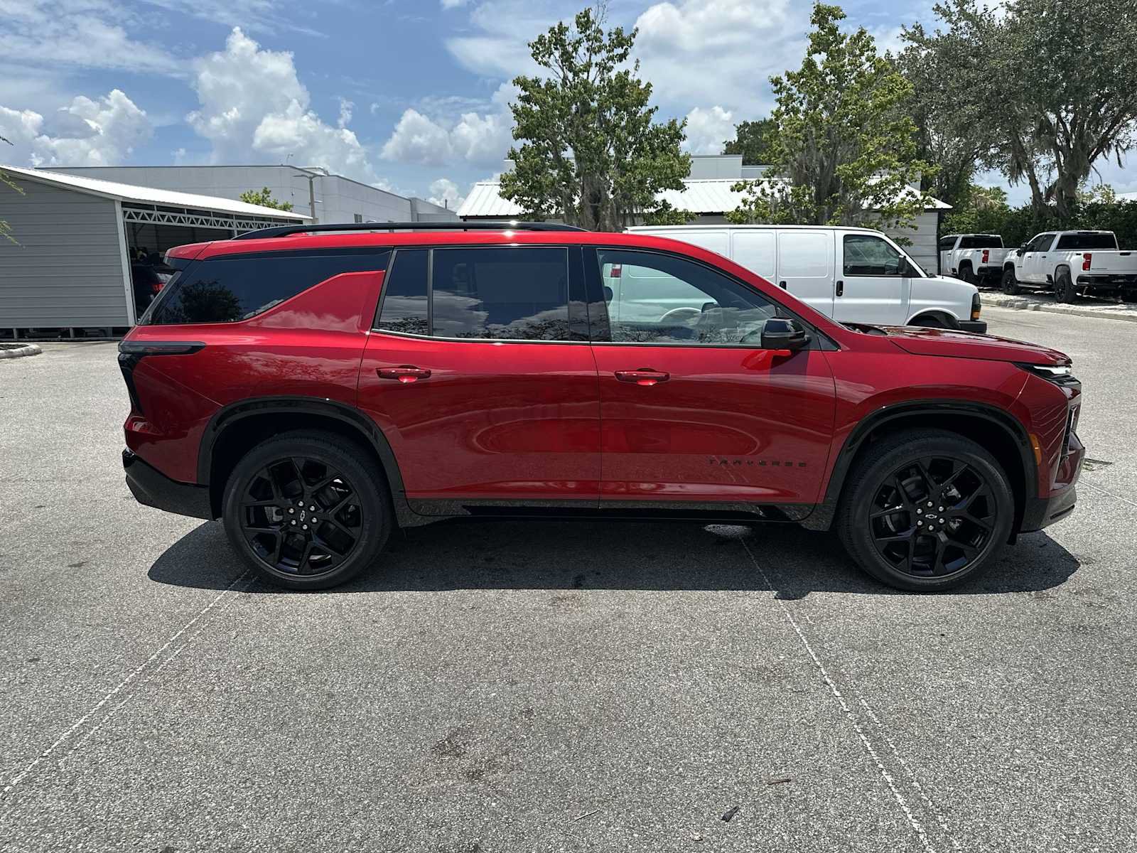 New 2026 Chevrolet Traverse RS w/ LPO, Floor Liner Package FWD image 7
