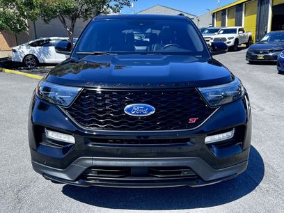 Used 2020 Ford Explorer ST w/ Premium Technology Package
