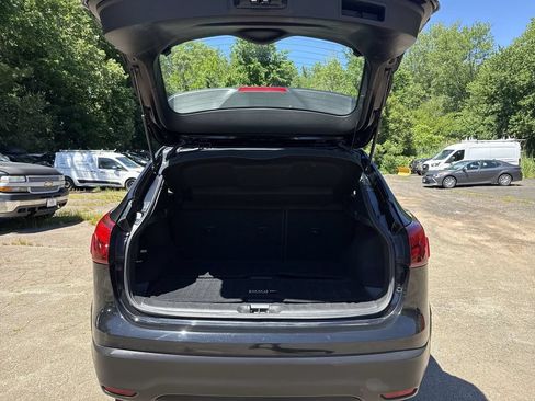 Used 2019 Nissan Rogue Sport S FWD image 22