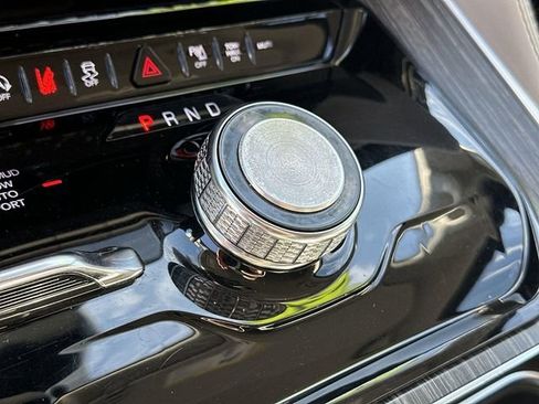 Used 2024 Jeep Wagoneer Series II image 15