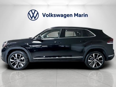 New 2026 Volkswagen Atlas Cross Sport SEL Premium R-Line image 2