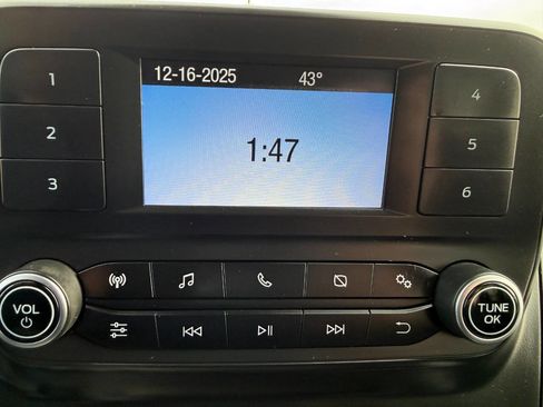 Used 2023 Ford Transit 350 XL image 34