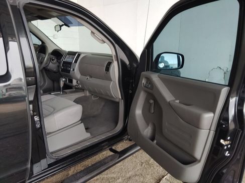 Used 2019 Nissan Frontier S RWD image 10