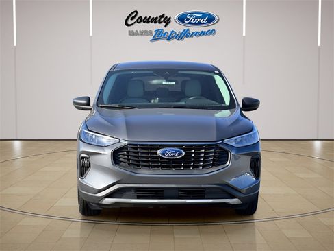 New 2026 Ford Escape Active image 12