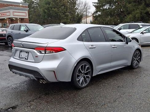 Used 2022 Toyota Corolla SE image 6