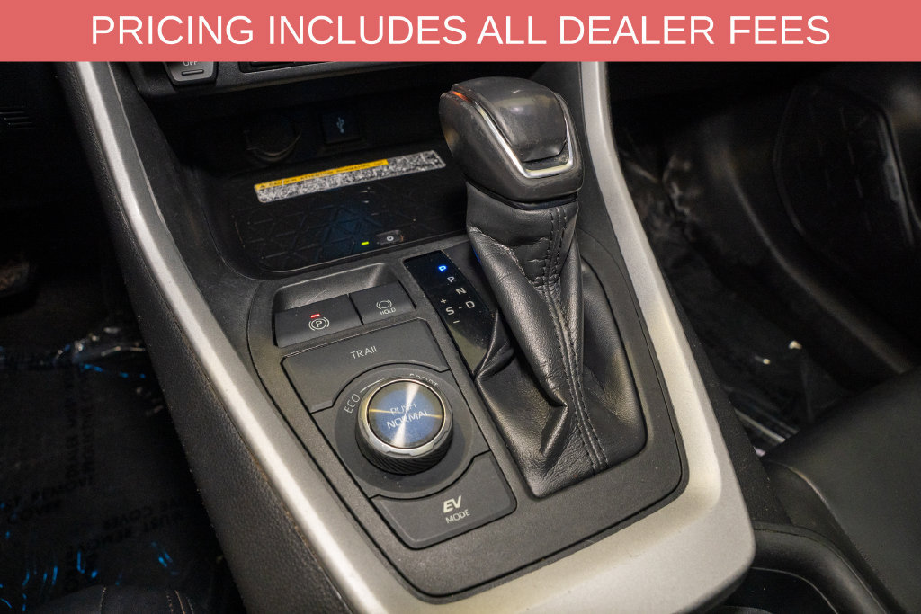 Used 2020 Toyota RAV4 XSE AWD/4WD image 18