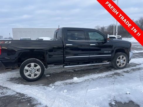 Used 2018 Chevrolet Silverado 2500 LTZ w/ Duramax Plus Package image 8