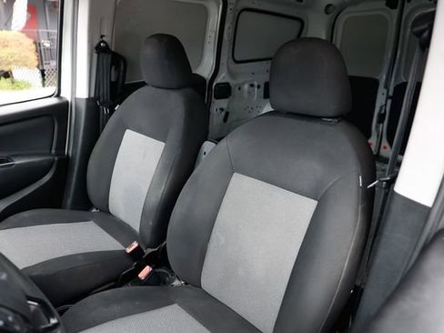 Used 2020 RAM ProMaster City Tradesman image 9