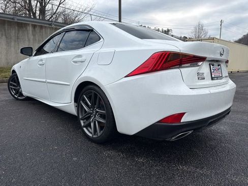 Used 2018 Lexus IS 300 F Sport w/ F Sport Package image 8