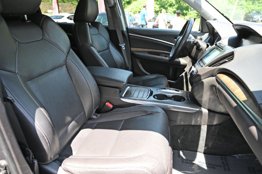Used 2020 Acura MDX w/ Technology Package AWD/4WD image 24