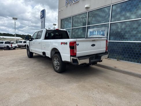 Used 2024 Ford F350 Lariat w/ FX4 Off-Road Package AWD/4WD image 5