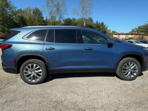 New 2026 Buick Enclave Preferred w/ Super Cruise Package image 9