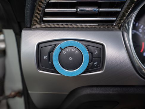 Used 2019 Ford Mustang Premium RWD image 30