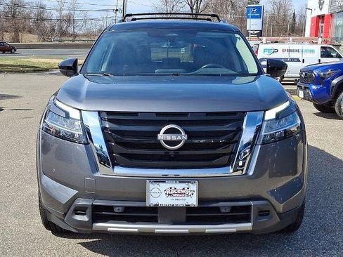 Certified 2023 Nissan Pathfinder SL AWD/4WD image 3