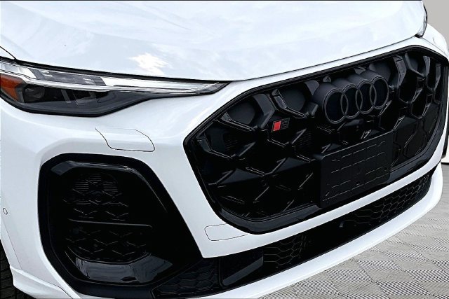 New 2026 Audi SQ5 Premium Plus AWD/4WD image 30