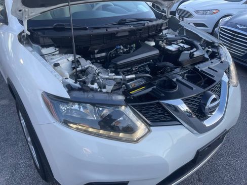 Used 2014 Nissan Rogue S FWD image 30