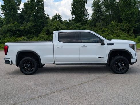 Used 2022 GMC Sierra 1500 AT4 w/ AT4 Premium Package AWD/4WD image 7