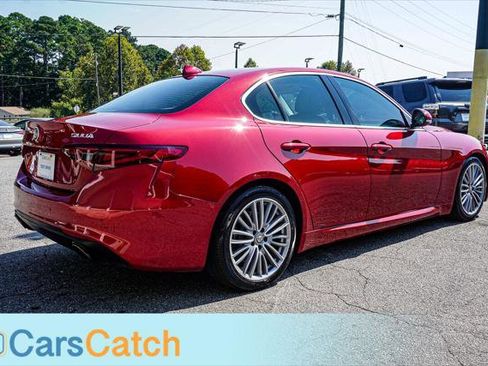 Used 2017 Alfa Romeo Giulia Ti w/ Lusso Light Wood Package image 15