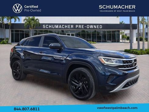 Used 2023 Volkswagen Atlas Cross Sport SE w/ Panoramic Sunroof Package FWD image 1