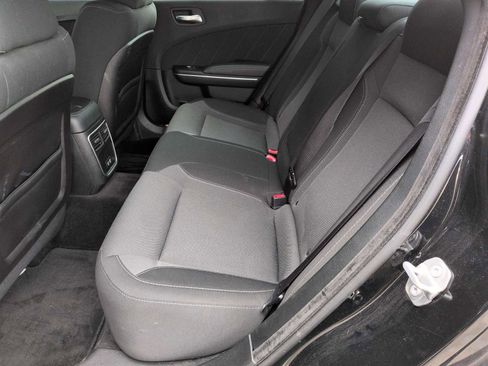 Used 2018 Dodge Charger GT image 19
