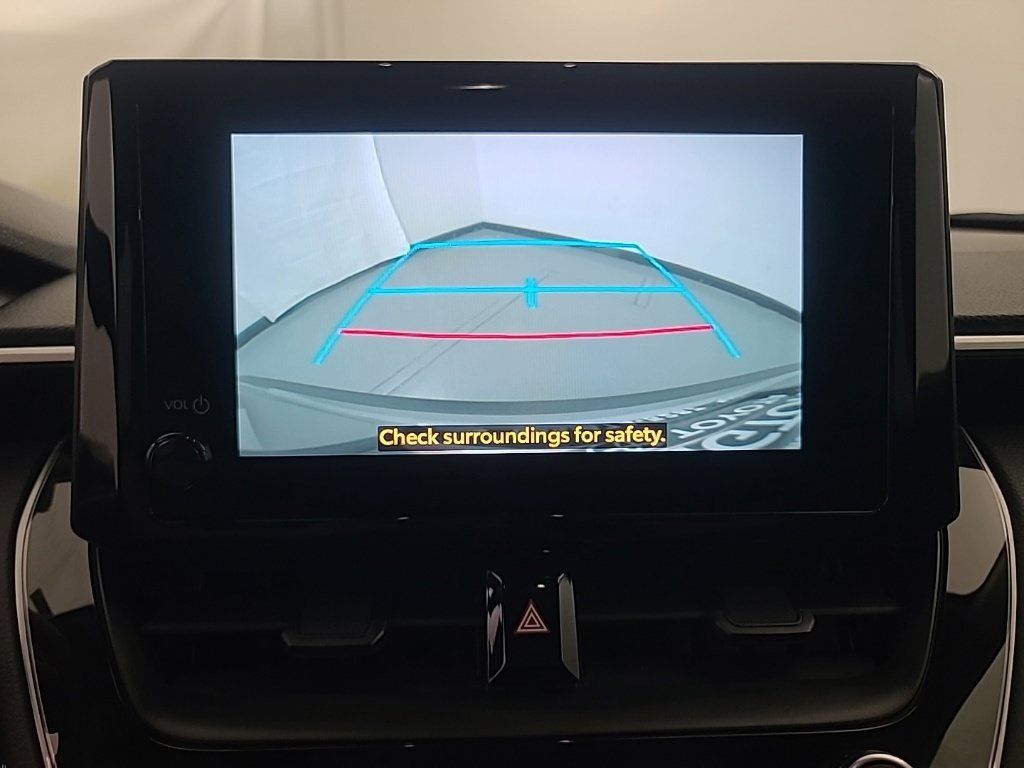 Used 2026 Toyota Corolla Cross LE FWD image 34