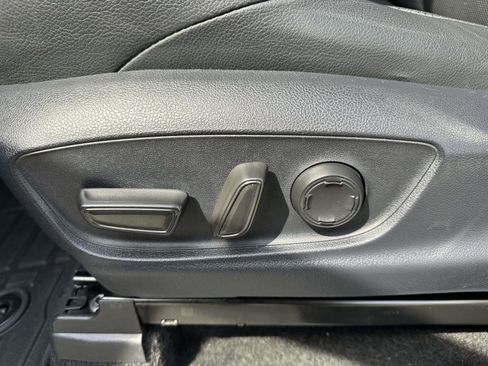 Certified 2024 Toyota Tacoma TRD Sport w/ TRD Sport Premium Package image 20