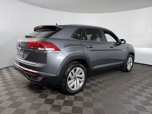 Used 2023 Volkswagen Atlas Cross Sport SE FWD image 8