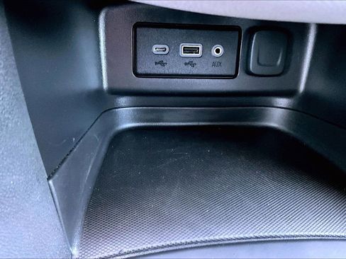 Used 2024 Chevrolet Equinox LT AWD/4WD image 16